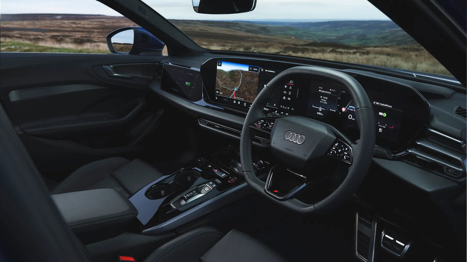 Audi A5 - Car Rental in Paris