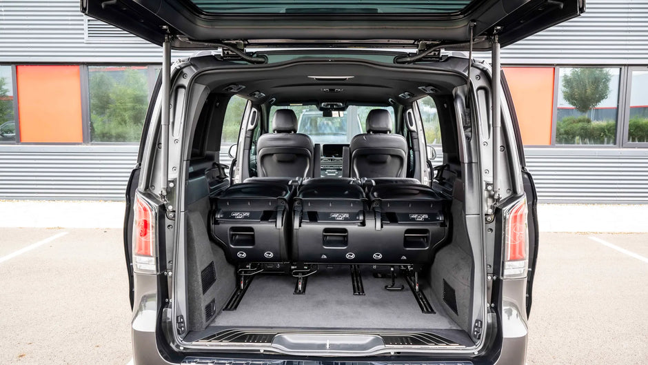 Mercedes V Class - Car Rental in Paris
