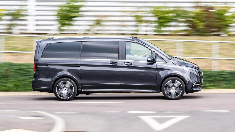 Mercedes V Class - Car Rental in Paris