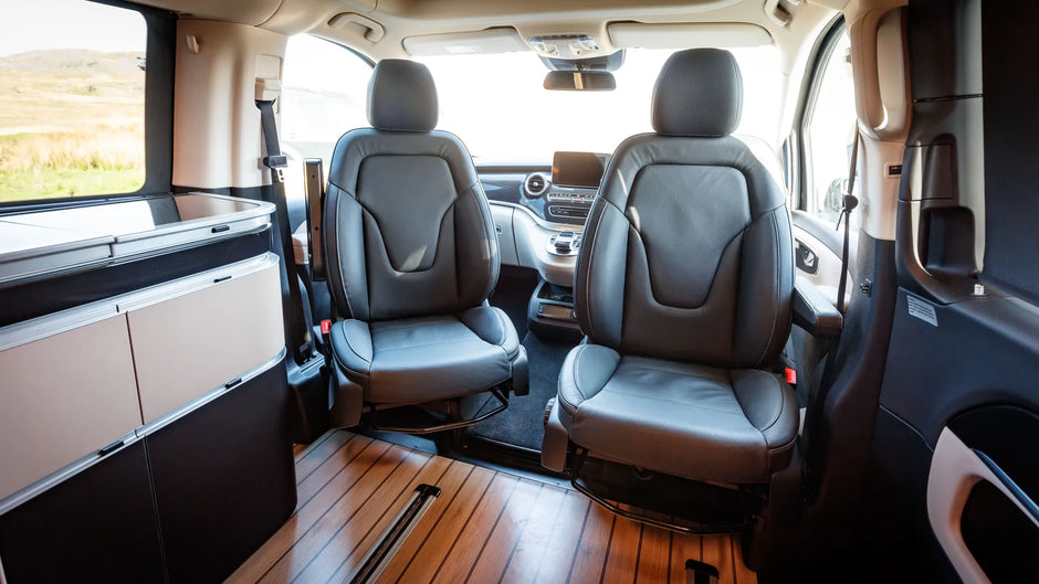 Mercedes V Class - Car Rental in Paris