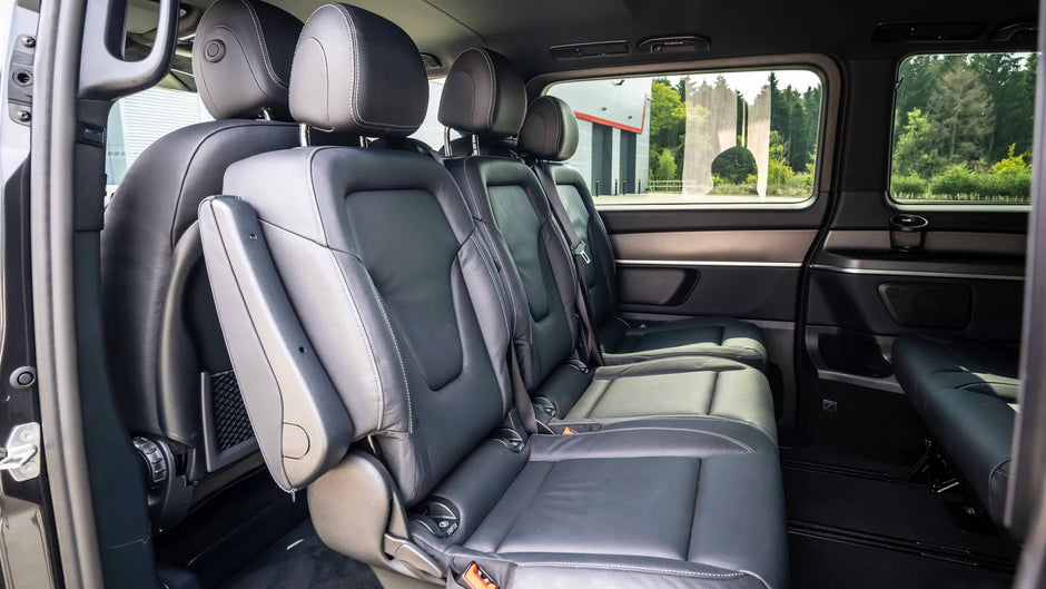 Mercedes V Class - Car Rental in Paris