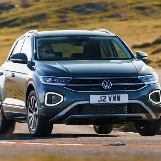 Volkswagen T-Roc - Car Rental in Paris